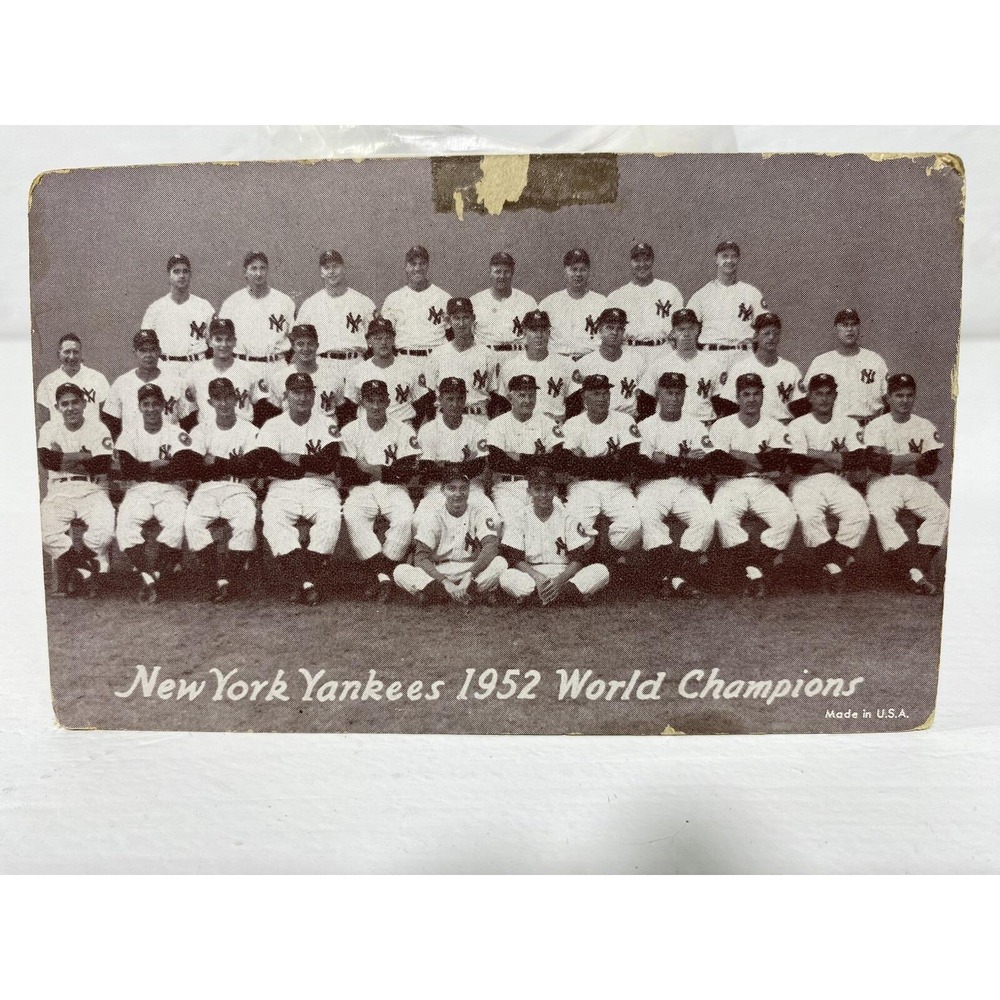NY Yankees 1952 World Champions Photo 5x3 Inches Imperfection‎ On Top Front